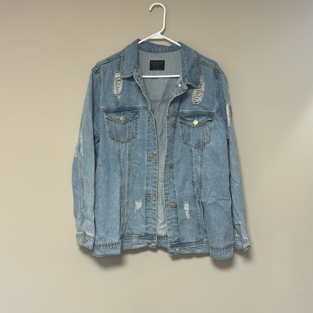 Forever 21 Distressed Denim Jacket Size L